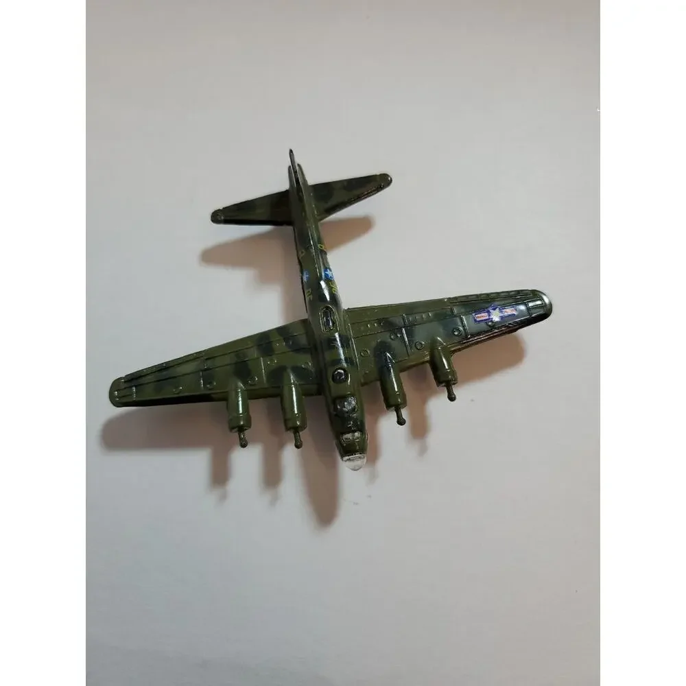 Airplane Diecast A222 B-17 Plane Toy Missing Propellers